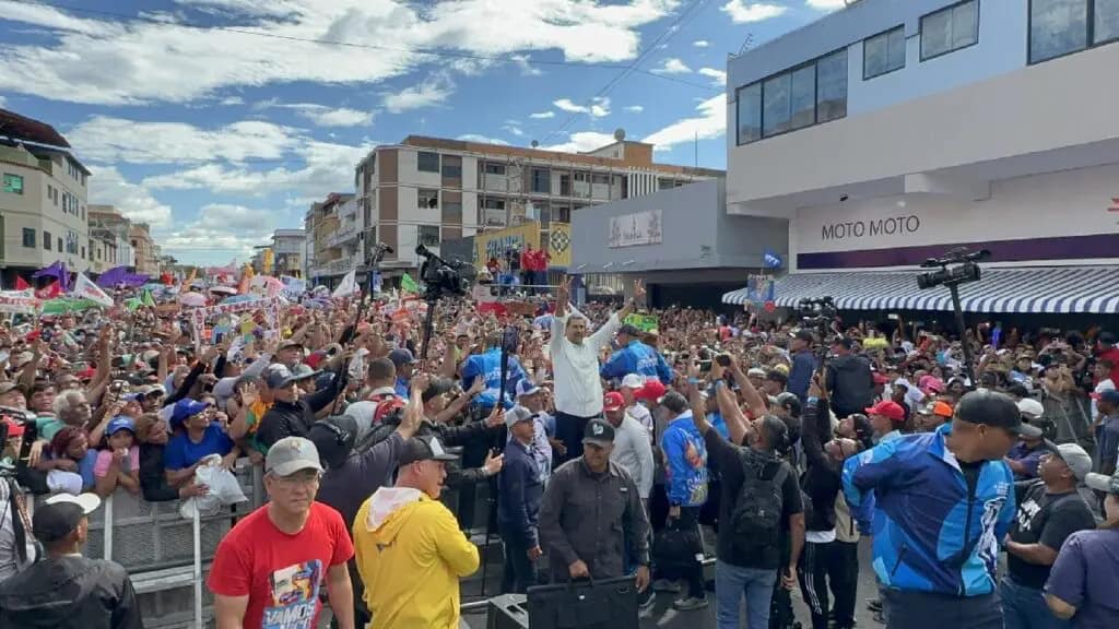 Presidente Nicolás Maduro propone expandir y fortalecer modelo humanista y socialista de Venezuela Presidente Nicolás Maduro propone expandir y fortalecer modelo humanista y socialista de Venezuela