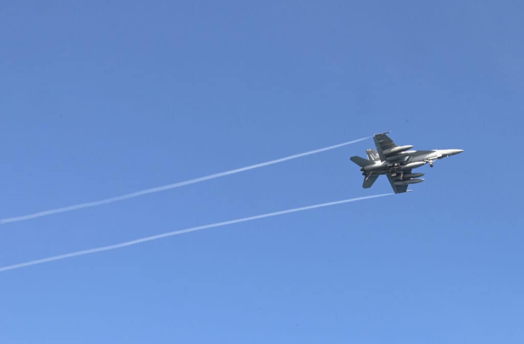Passex “Gringo-Gaucho II”: así fue el ejercicio junto al portaaviones estadounidense USS George Washington Passex “Gringo-Gaucho II”: así fue el ejercicio junto al portaaviones estadounidense USS George Washington