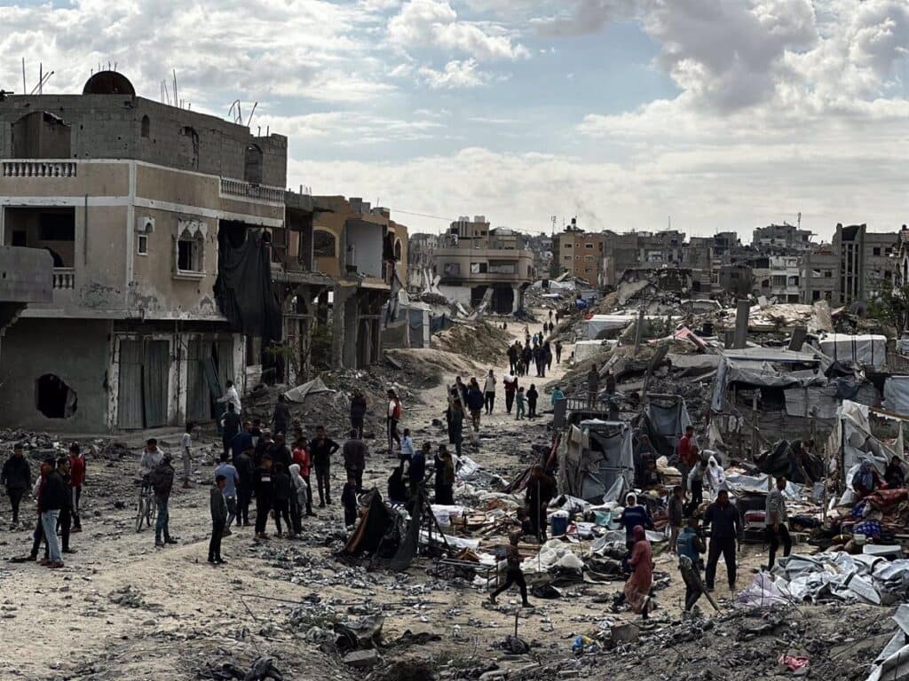 Bombardeo israelí en Jan Yunis, Gaza, deja al menos cinco muertos Bombardeo israelí en Jan Yunis, Gaza, deja al menos cinco muertos