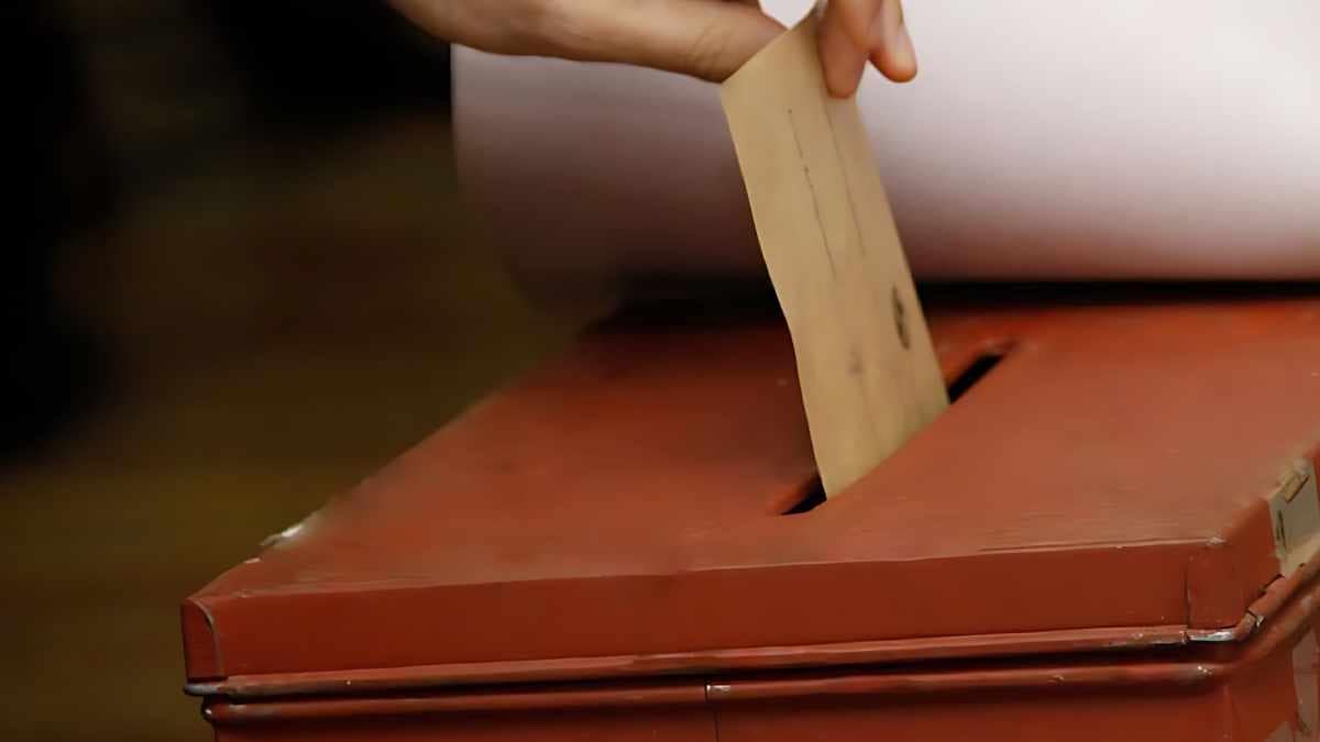 FA lidera intención de voto con 44% y el PN le sigue con 26%, según Factum FA lidera intención de voto con 44% y el PN le sigue con 26%, según Factum