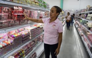 Nicaragua: Tiendas chinas asfixian al pequeño comercio Nicaragua: Tiendas chinas asfixian al pequeño comercio