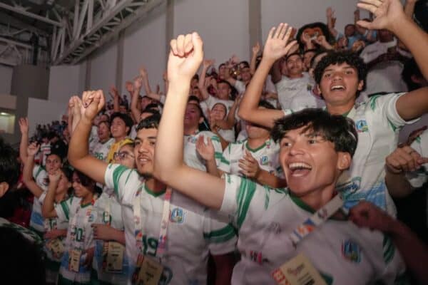 Presidente Santiago Peña inaugura los primeros Juegos Nacionales del Paraguay y destaca el deporte como motor de unidad y desarrollo Presidente Santiago Peña inaugura los primeros Juegos Nacionales del Paraguay y destaca el deporte como motor de unidad y desarrollo