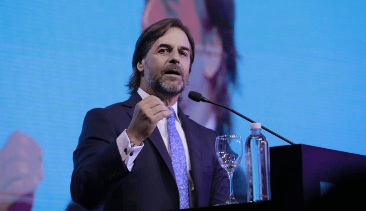 Encuesta de Cifra: 45% aprueba a Lacalle y 40% lo desaprueba Encuesta de Cifra: 45% aprueba a Lacalle y 40% lo desaprueba