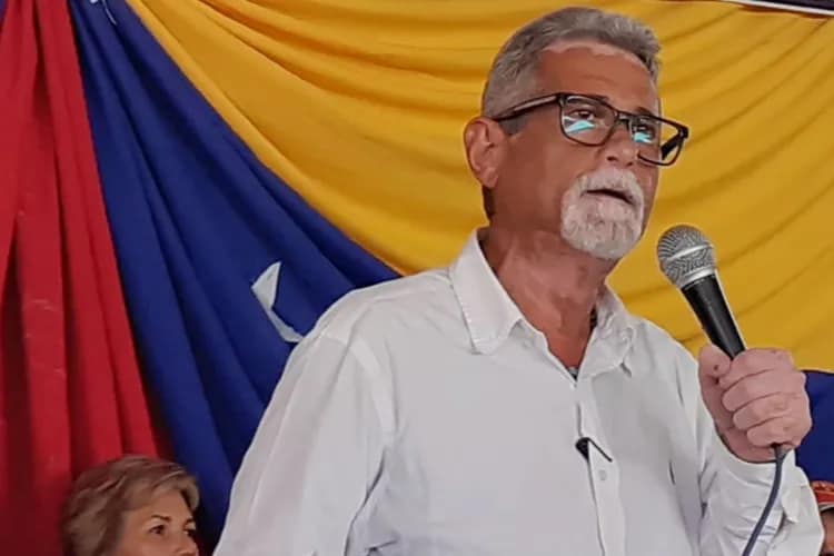 Hija del exdiputado Américo De Grazia denunció falta de fe de vida tras 19 días detenido Hija del exdiputado Américo De Grazia denunció falta de fe de vida tras 19 días detenido