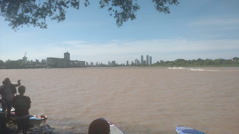 Santa Fe recibió a la campaña por la soberanía del río Paraná Santa Fe recibió a la campaña por la soberanía del río Paraná