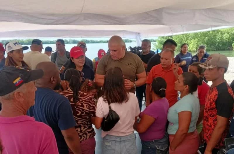 Ministro de Pesca se reunió con productores de algas marinas de Nueva Esparta Ministro de Pesca se reunió con productores de algas marinas de Nueva Esparta